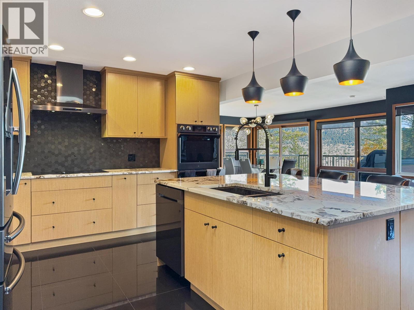 154 COUNTRY CLUB BOULEVARD, Williams Lake