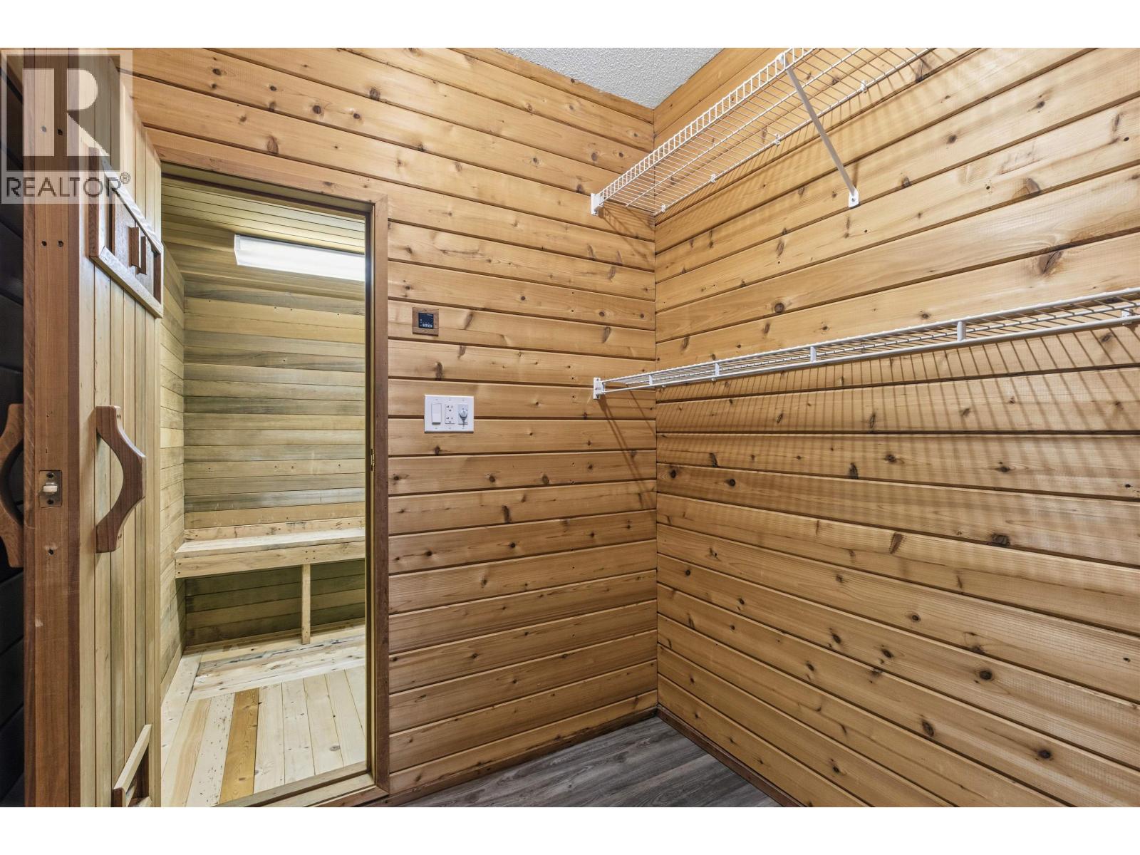 154 COUNTRY CLUB BOULEVARD, Williams Lake