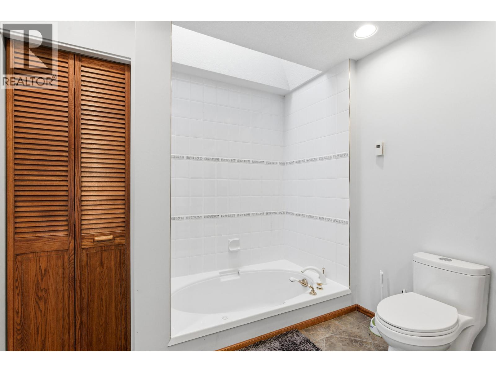 154 COUNTRY CLUB BOULEVARD, Williams Lake