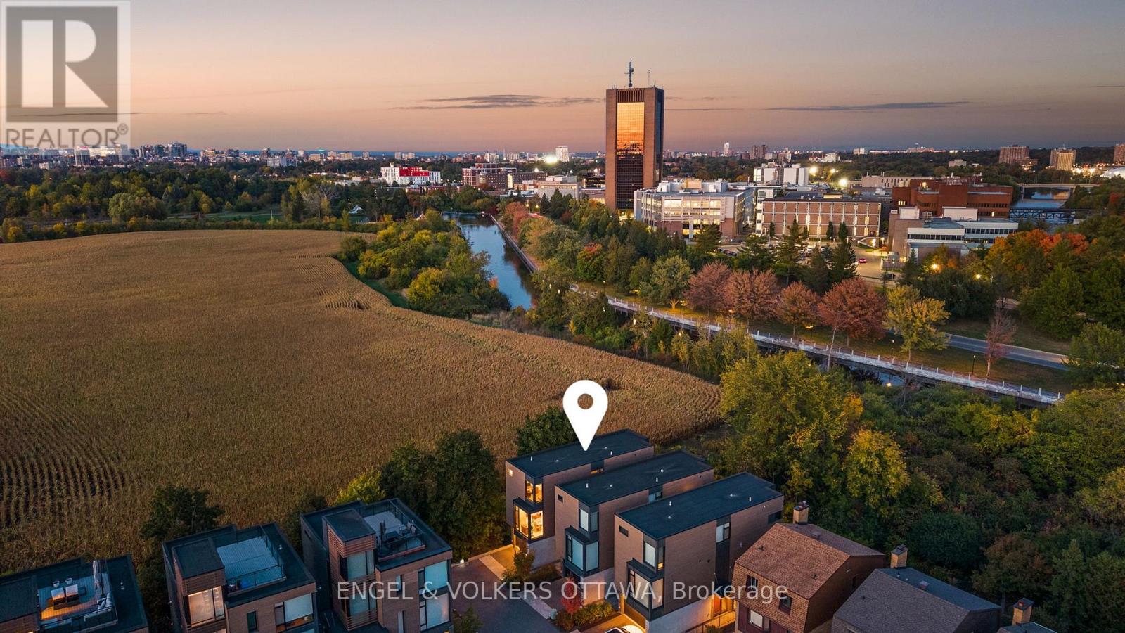 Situated by the Experimental Farm and Rideau Canal