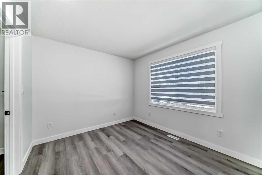 Single Family House Bi-level for Sale in   Street SE Dover Calgary 