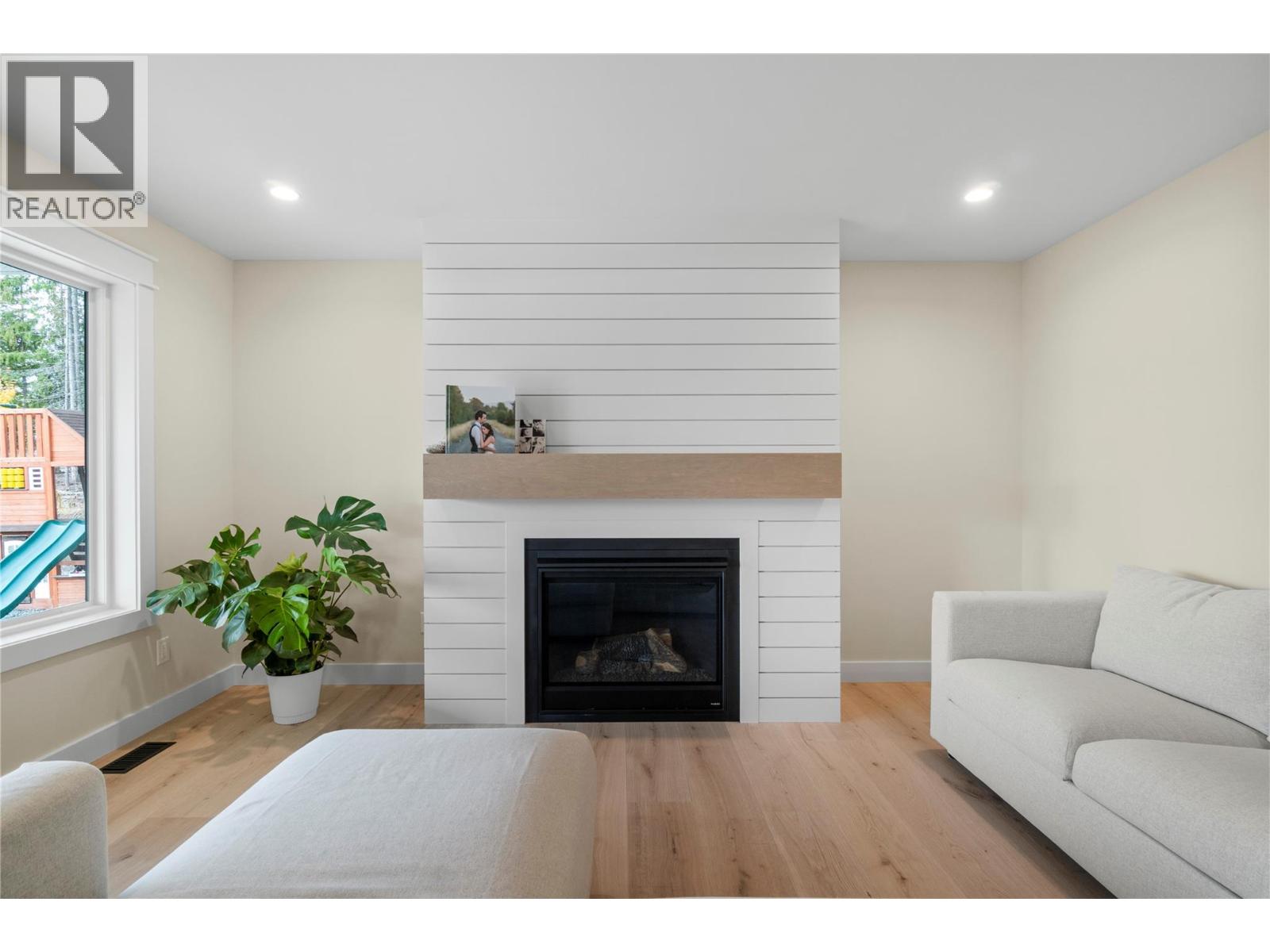 2270 Lions Ridge Road - 17