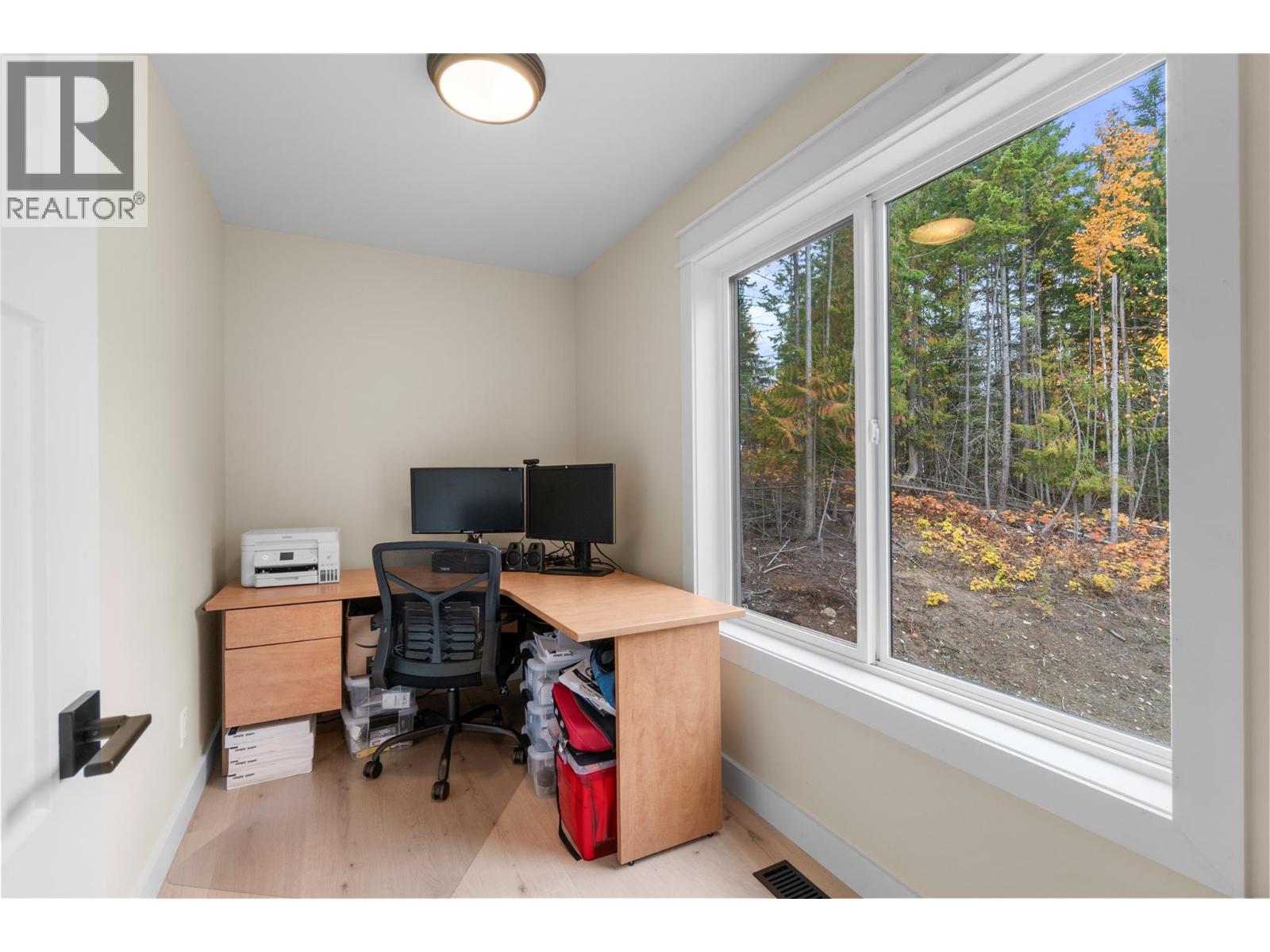 2270 Lions Ridge Road - 23