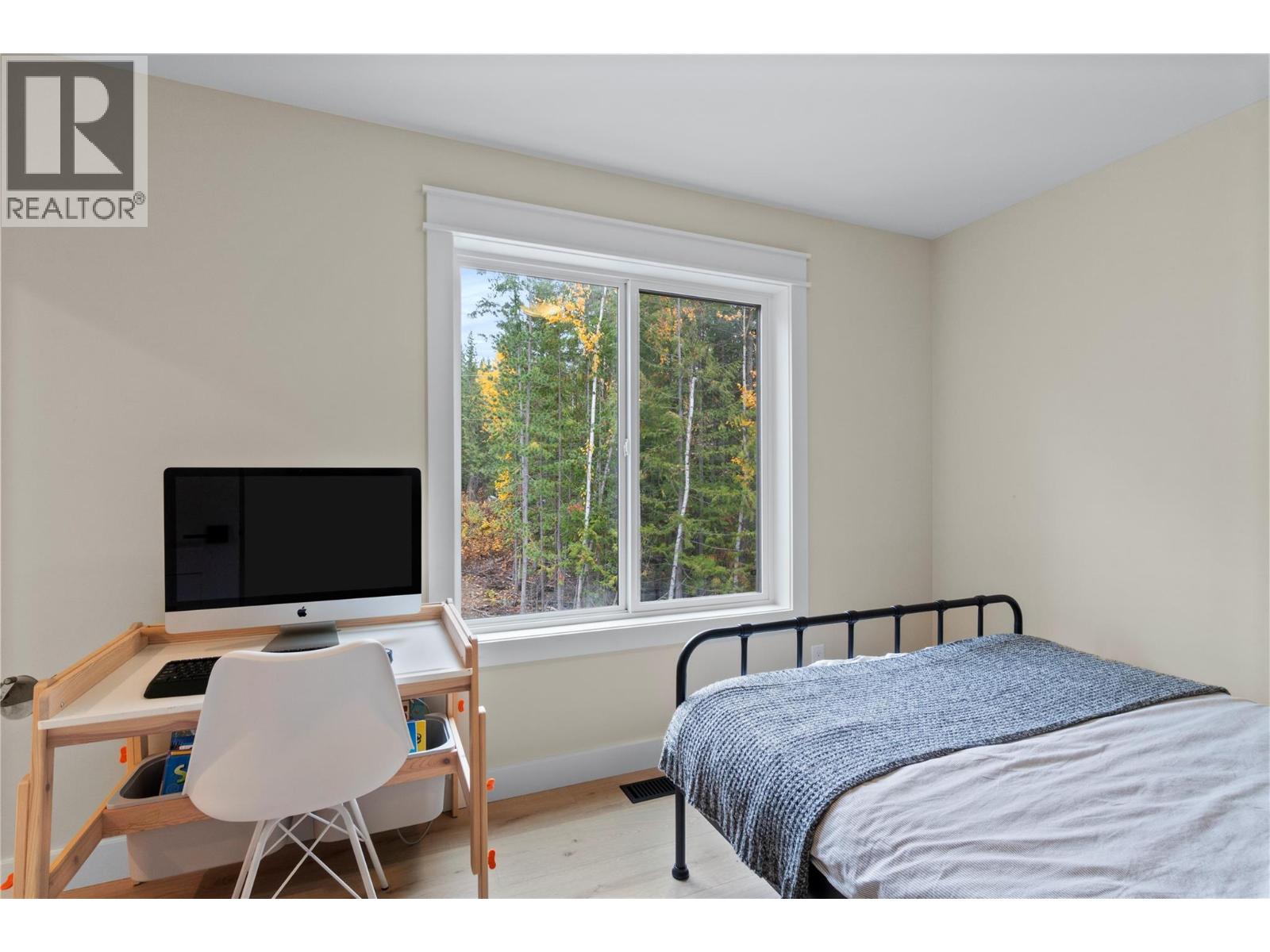 2270 Lions Ridge Road - 26