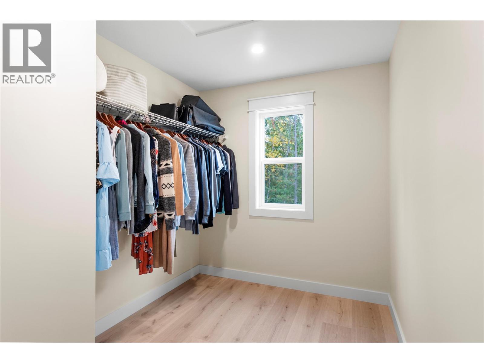 2270 Lions Ridge Road - 40