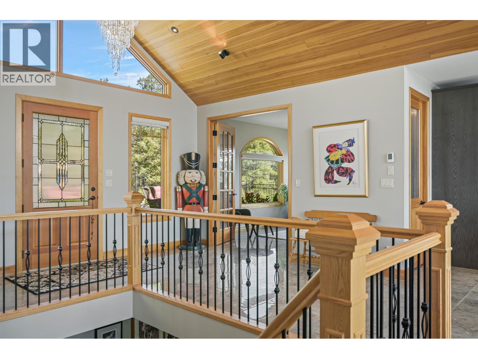 717 LAKEVIEW Drive, Invermere