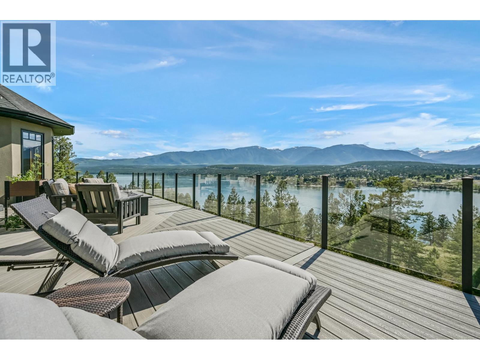 717 LAKEVIEW Drive, Invermere