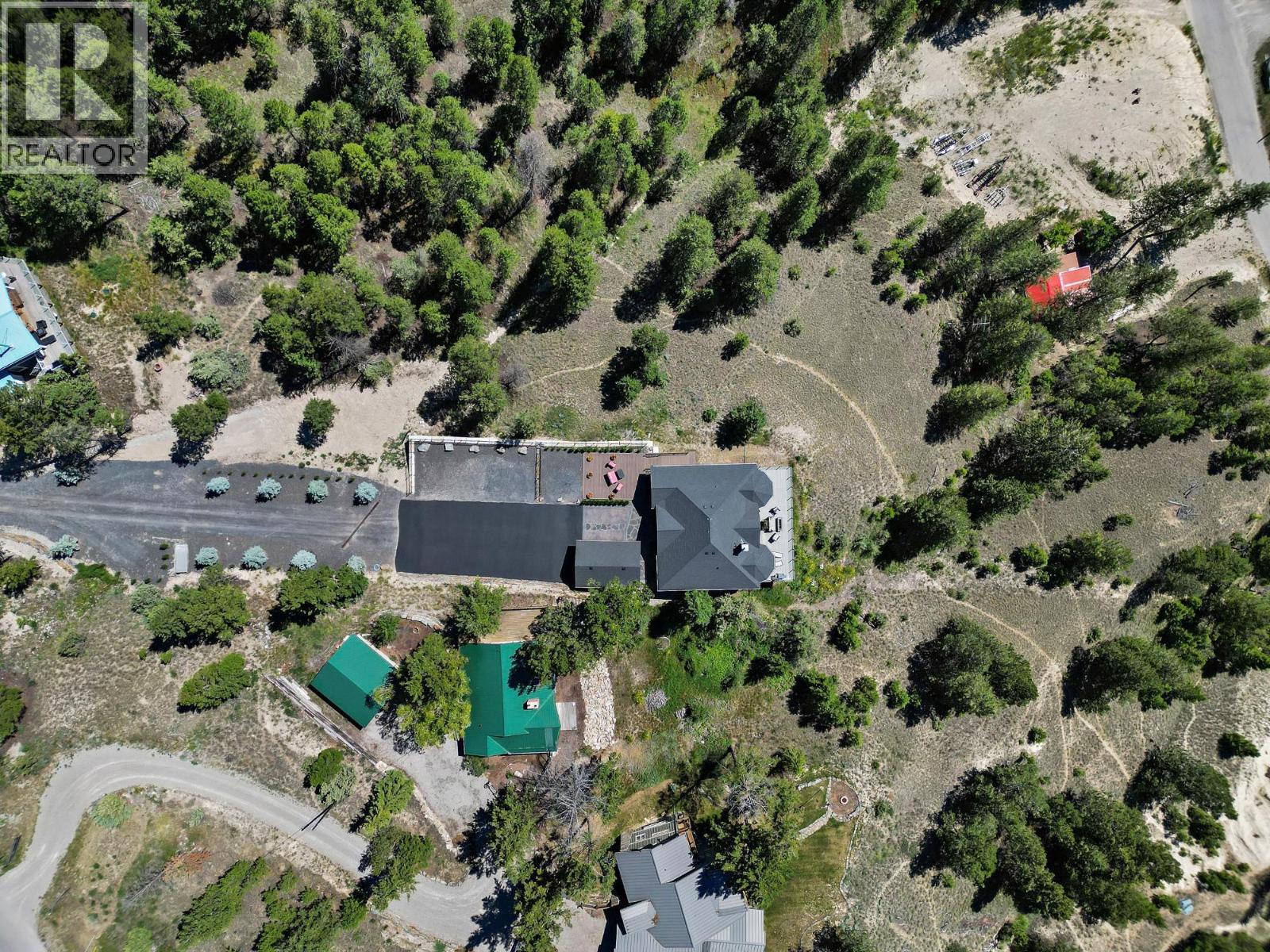 717 LAKEVIEW Drive, Invermere