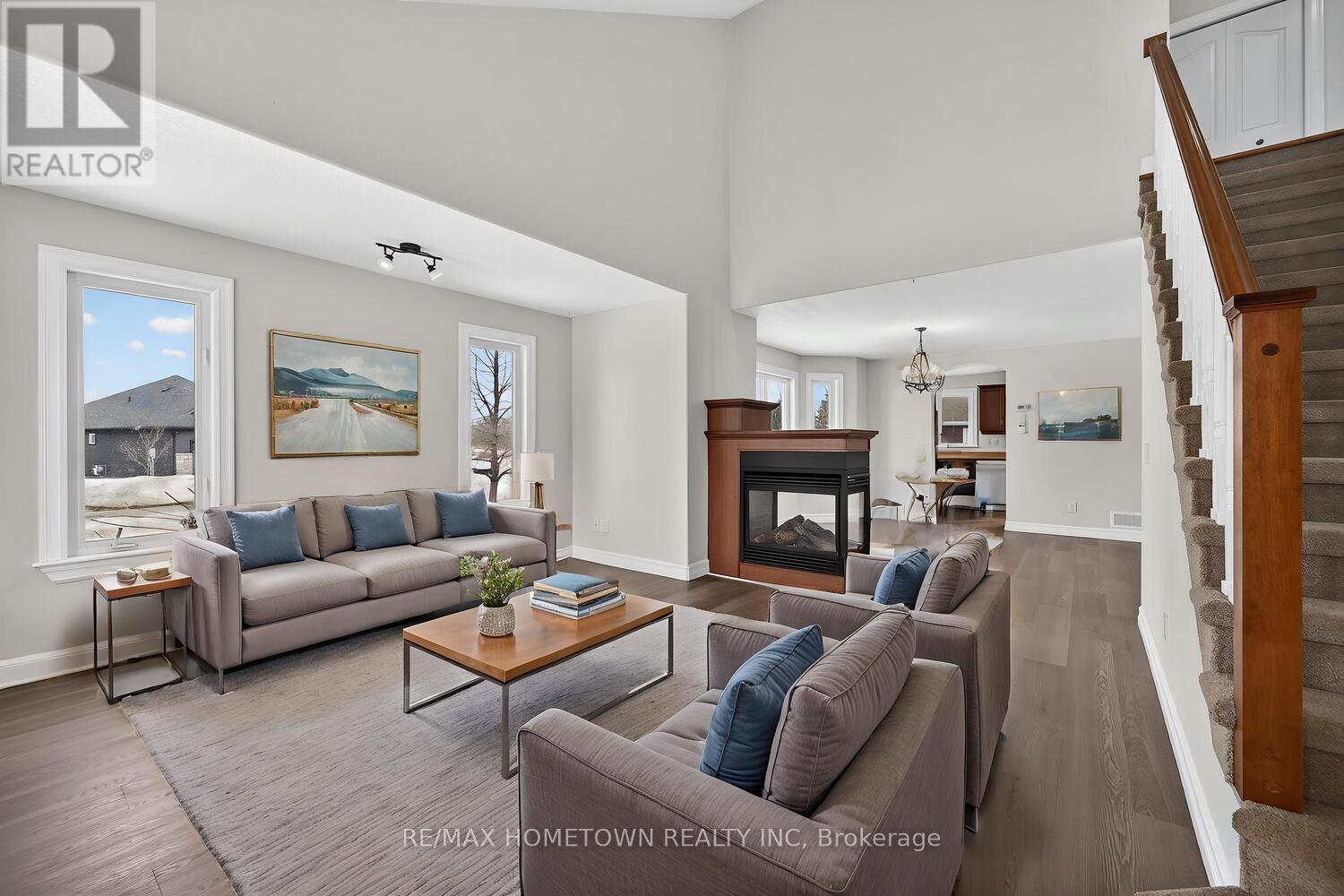 1147 MCCLURE CRESCENT - 5