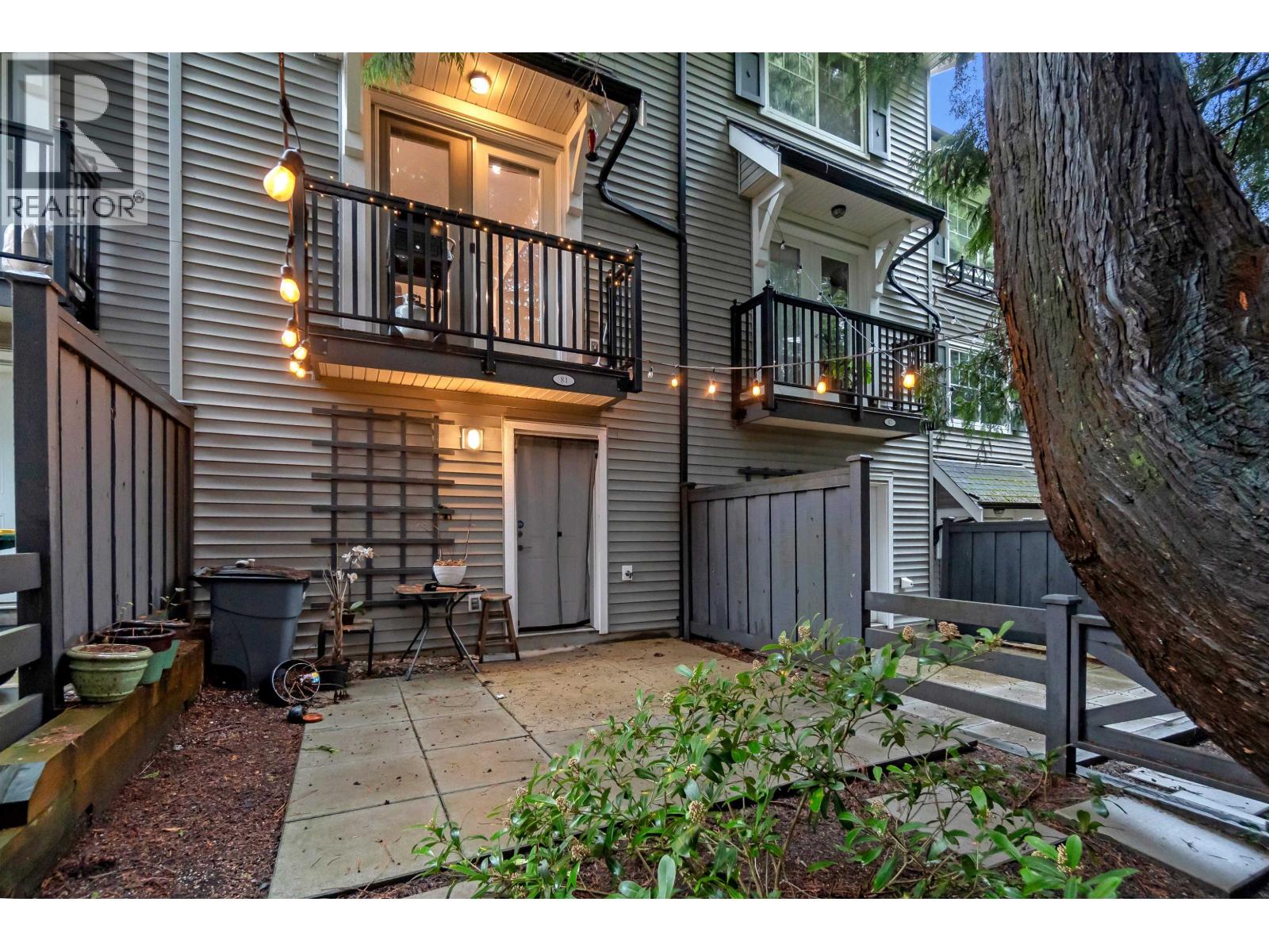 81 688 EDGAR AVENUE, Coquitlam