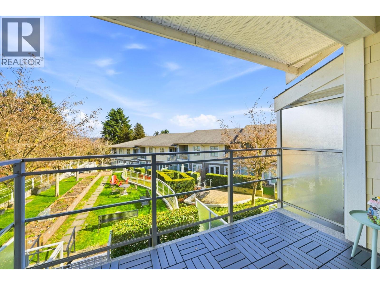 TH6 271 FRANCIS WAY, New Westminster