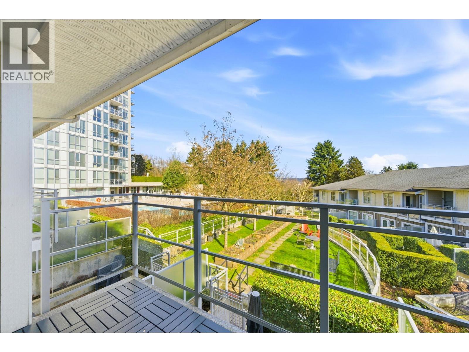 TH6 271 FRANCIS WAY, New Westminster