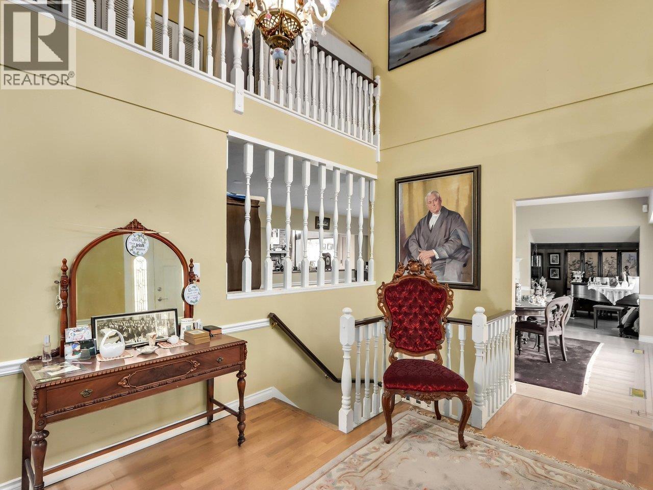 534 BEACHVIEW DRIVE, North Vancouver