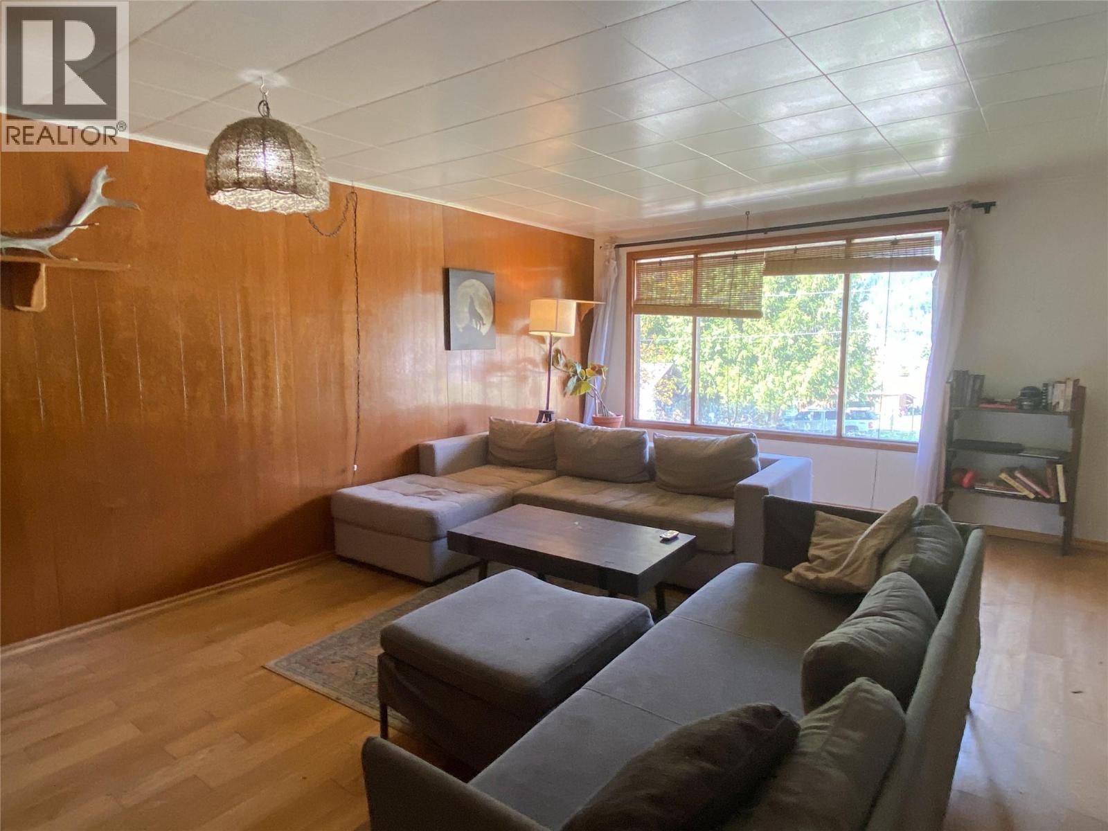 2158 MAKONIN ROAD - 10