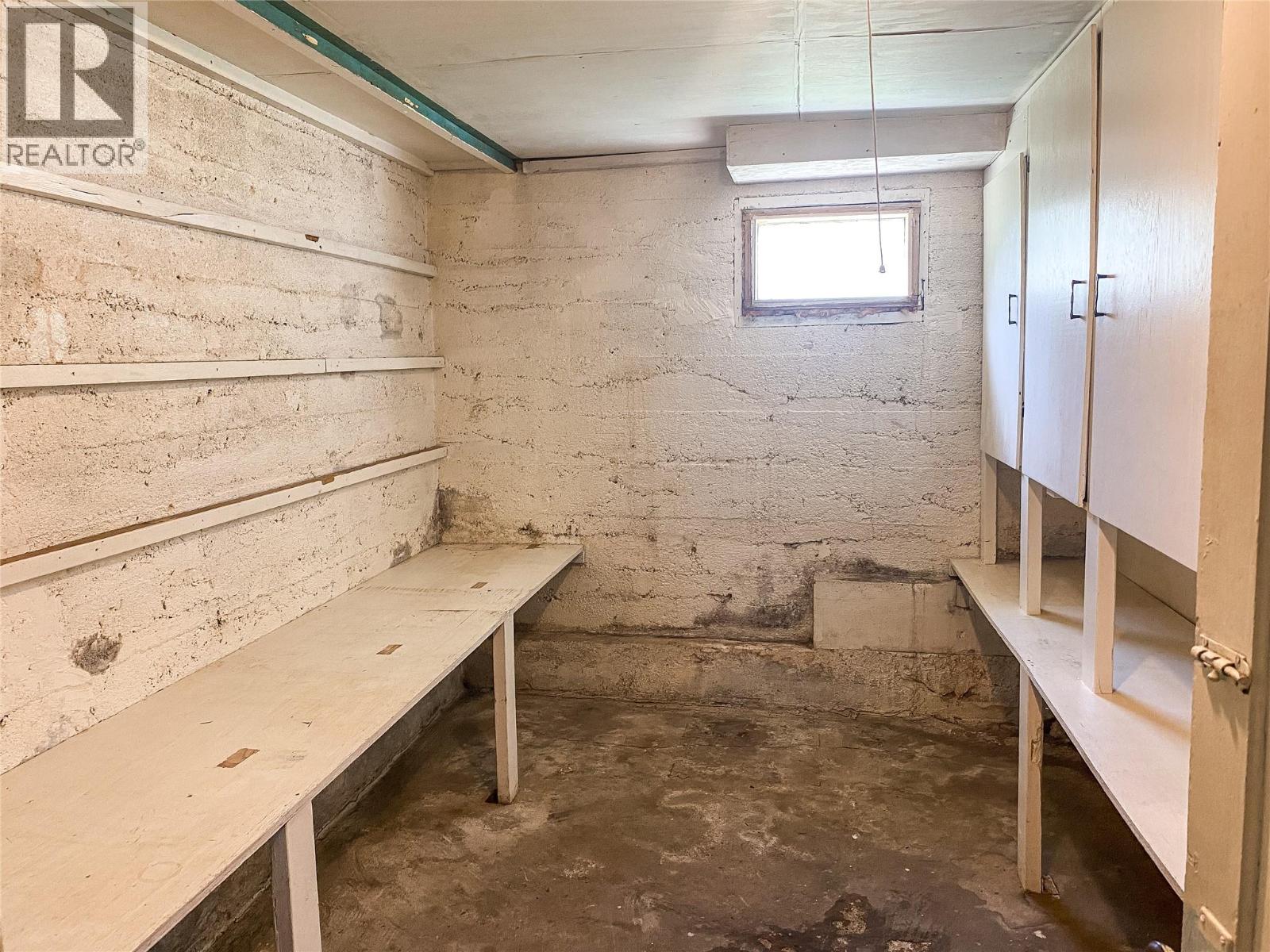 2158 MAKONIN ROAD - 27