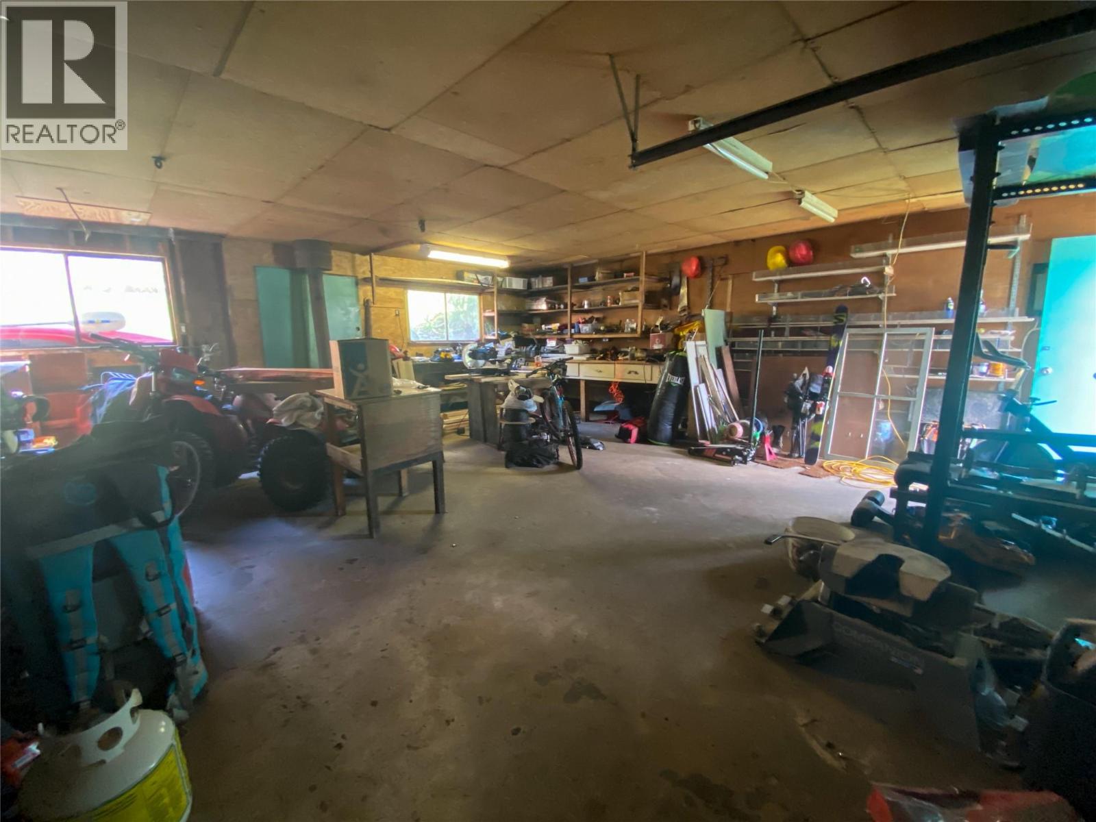 2158 MAKONIN ROAD - 49