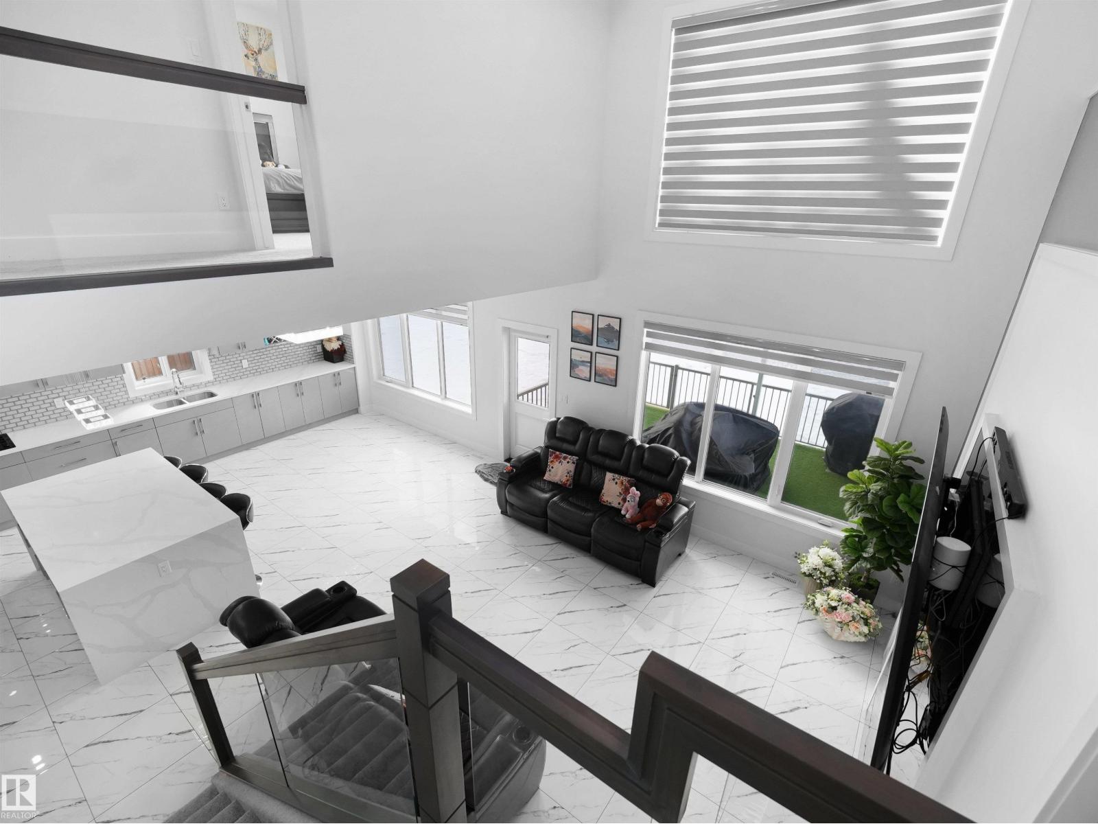 1208 25 ST NW NW, Edmonton