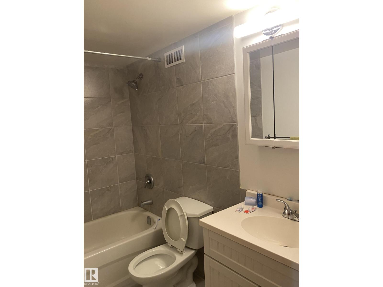 #205 10345 123 ST NW - 11