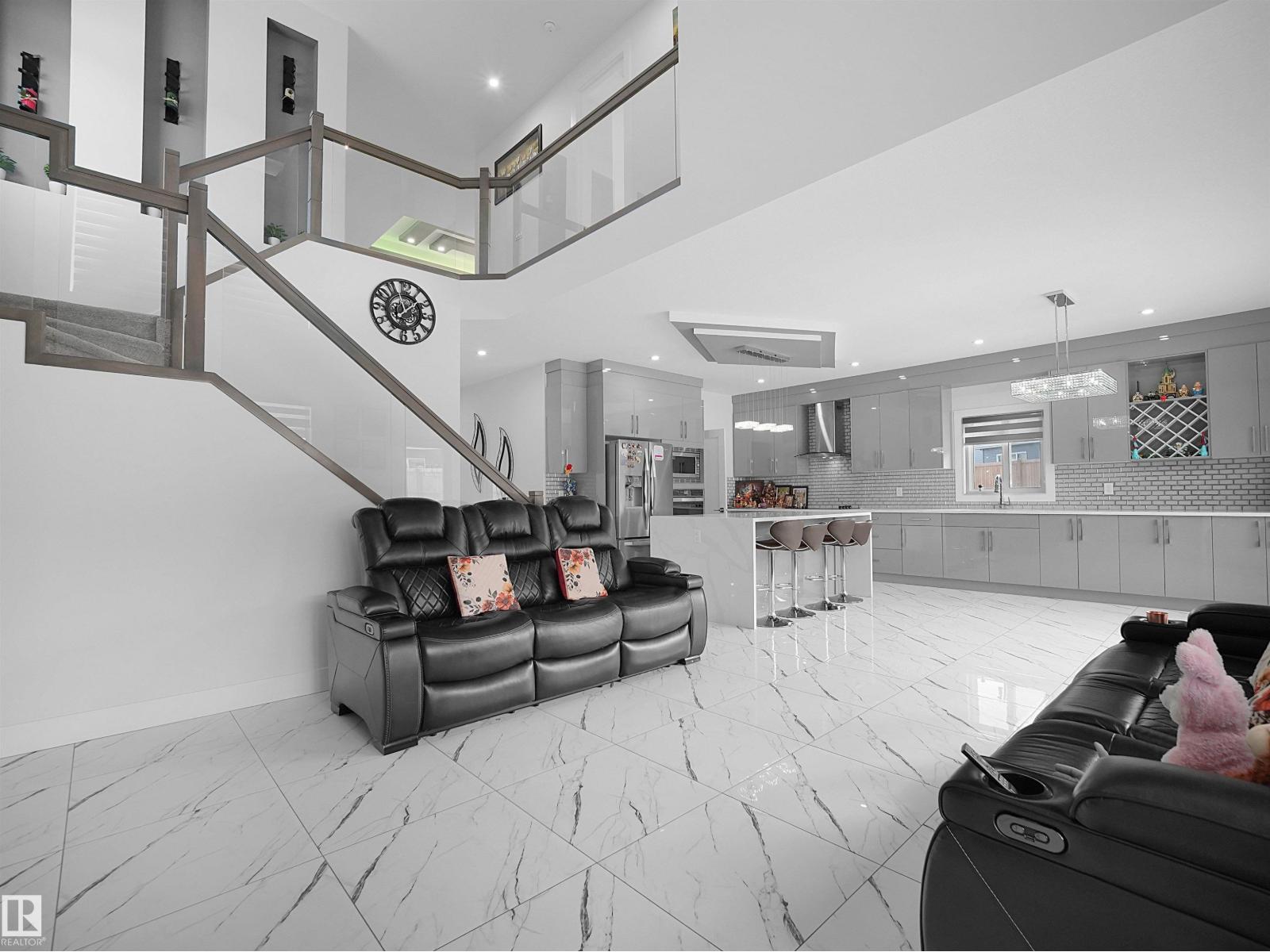 1208 25 ST NW NW, Edmonton