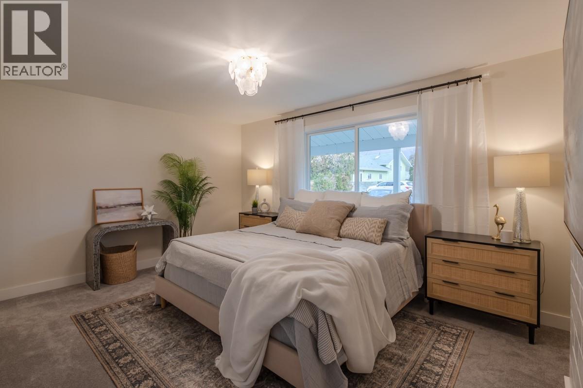 5214 Nixon Road, Summerland