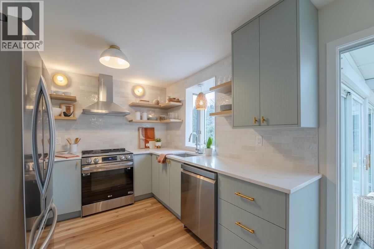 5214 Nixon Road, Summerland