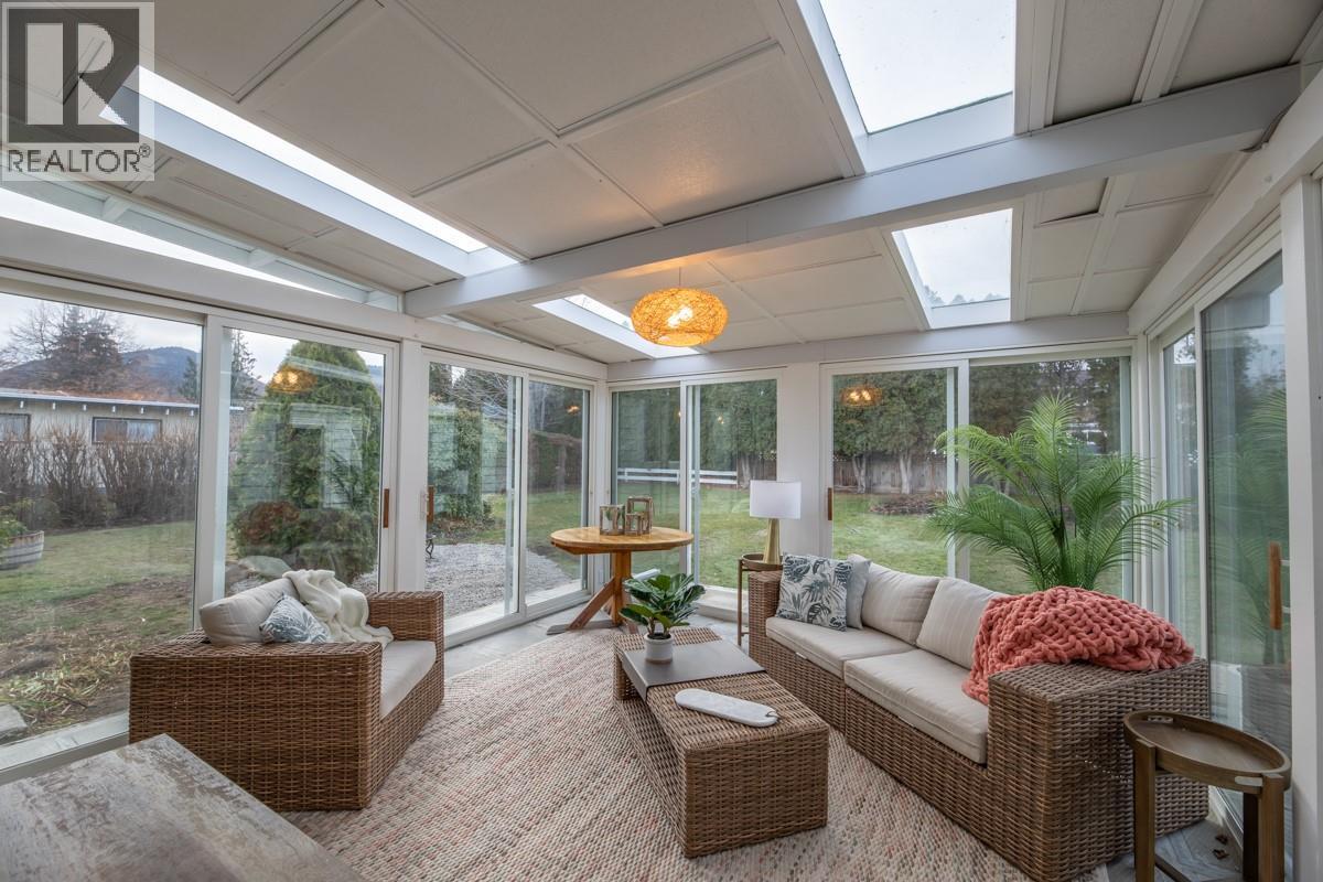 5214 Nixon Road, Summerland