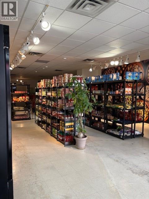  559 Lawrence Avenue, Kelowna