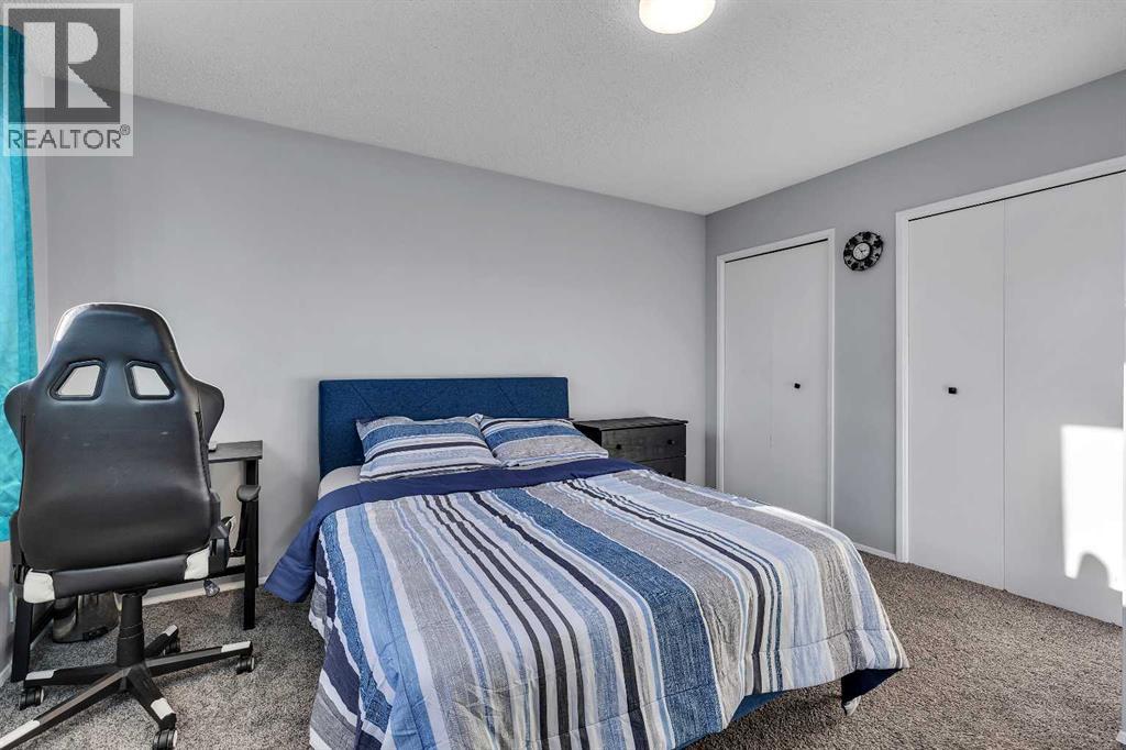 
          16 Castleglen Crescent Northeast
            <br/>
            <span>Calgary</span>
            , 
            <span>AB</span>
             <span>T3J1N3</span>
         - Photo 22