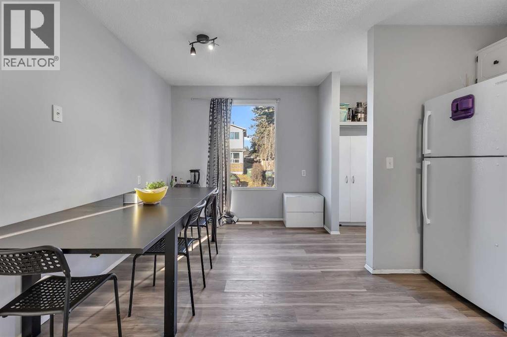 
          16 Castleglen Crescent Northeast
            <br/>
            <span>Calgary</span>
            , 
            <span>AB</span>
             <span>T3J1N3</span>
         - Photo 11