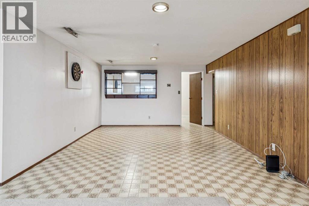 Single Family House Bungalow for Sale in  Huntridge Road NE Huntington Hills Calgary 