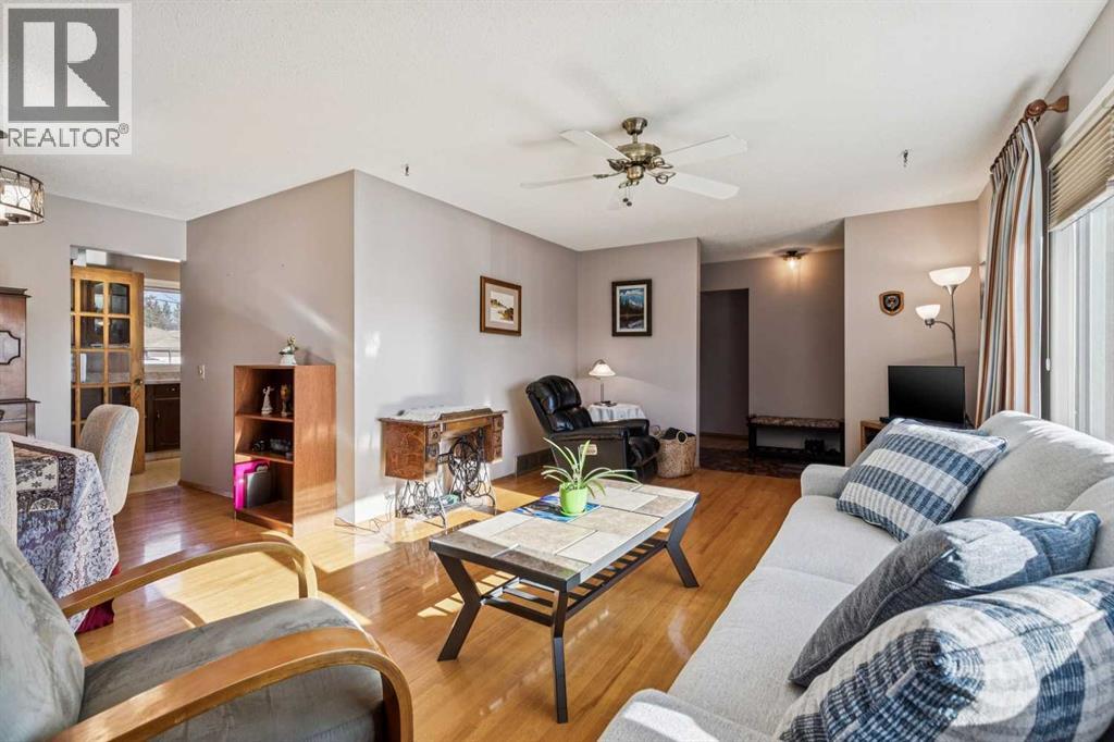 Single Family House Bungalow for Sale in  Huntridge Road NE Huntington Hills Calgary 