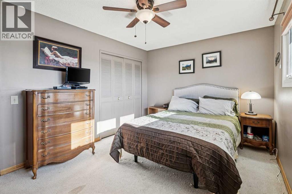 Single Family House Bungalow for Sale in  Huntridge Road NE Huntington Hills Calgary 