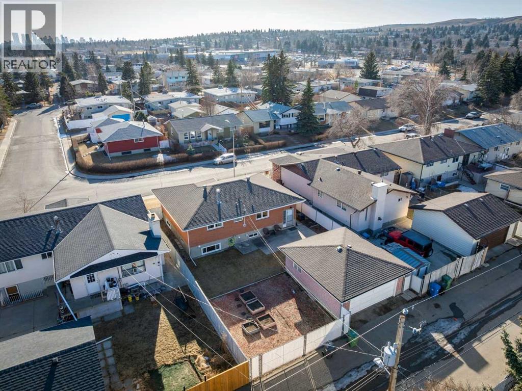 Single Family House Bungalow for Sale in  Huntridge Road NE Huntington Hills Calgary 