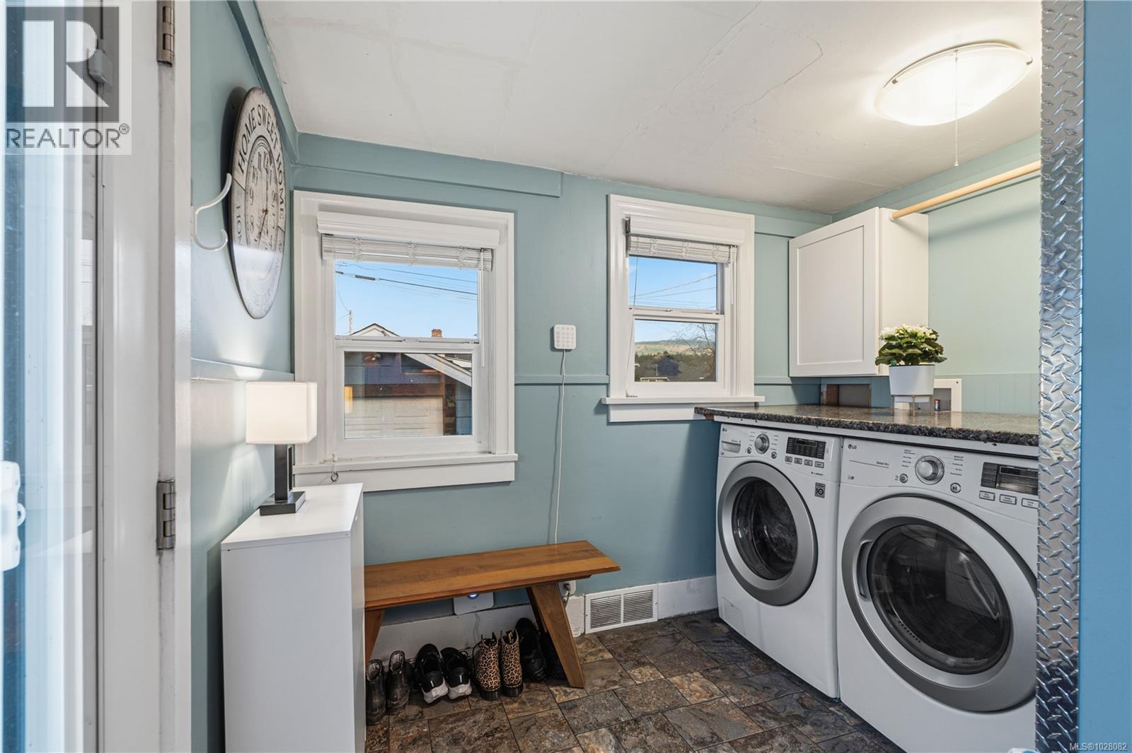 3883 6th Ave, Port Alberni