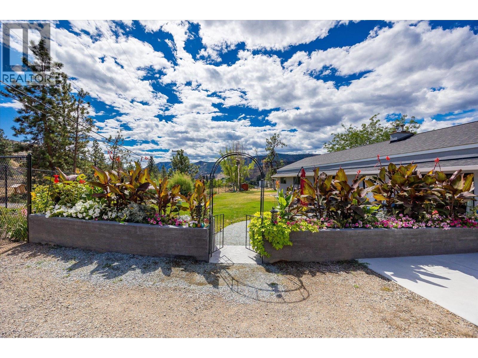 515 Philpott Road, Okanagan Falls