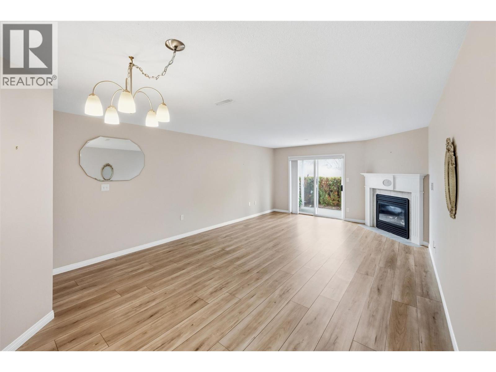 6514 Meadows Drive Unit# 3, Oliver