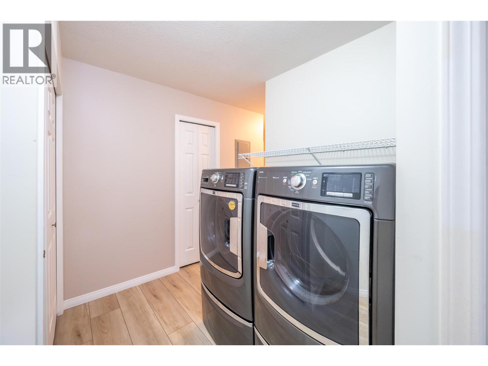 6514 Meadows Drive Unit# 3, Oliver