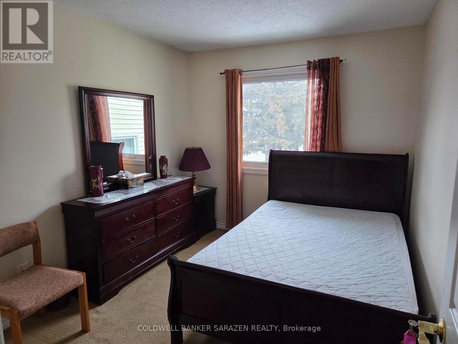 31 DOSSETTER WAY - 18