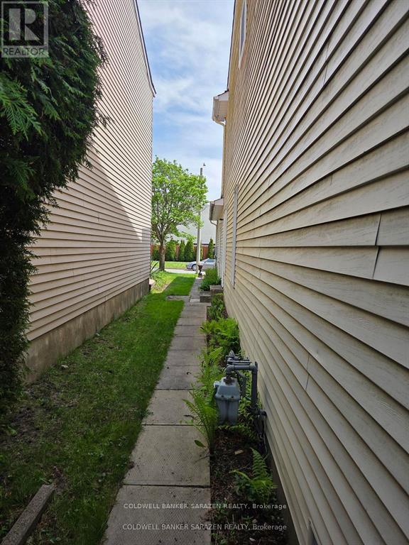 31 DOSSETTER WAY - 25