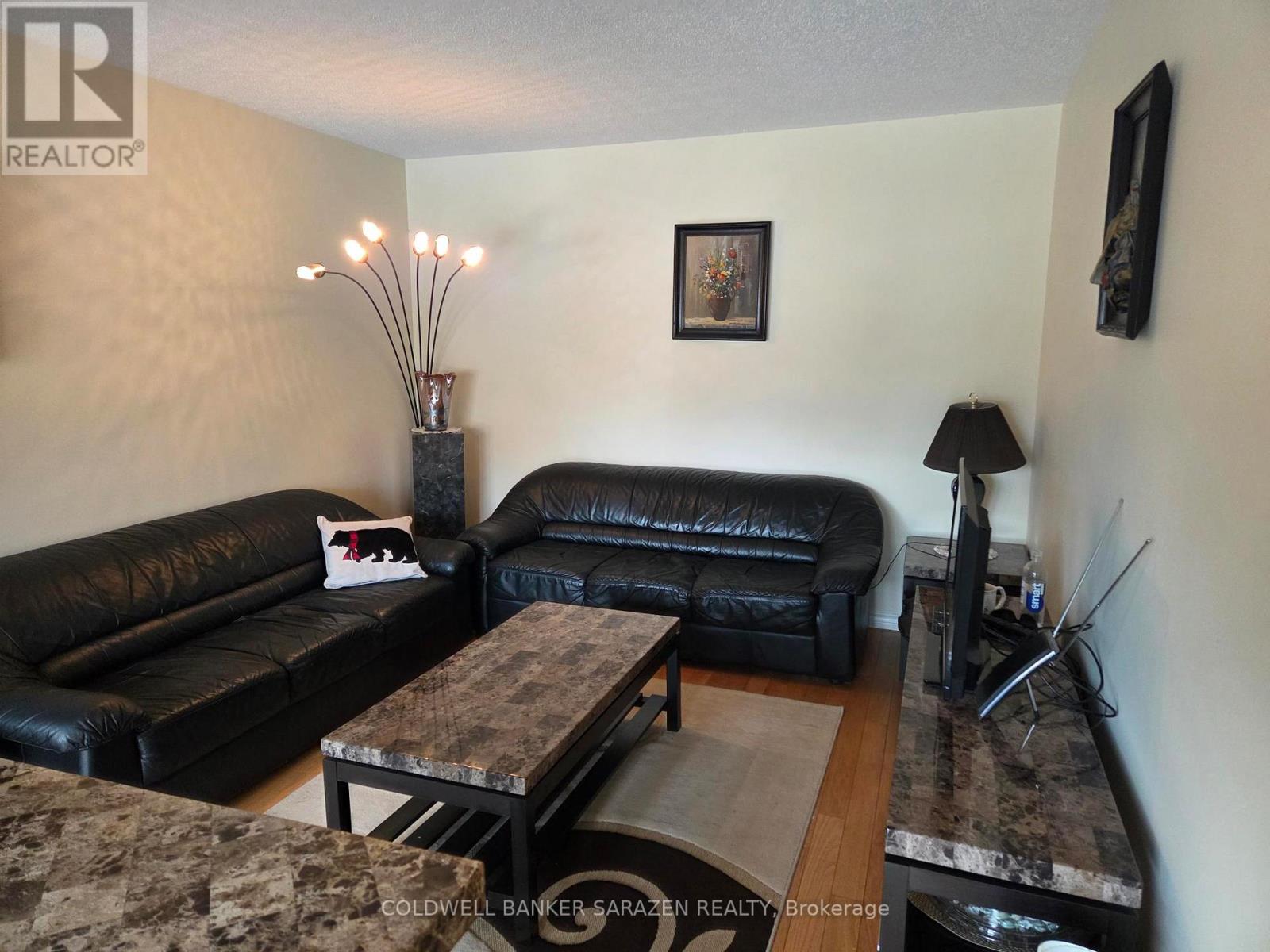 31 DOSSETTER WAY - 5