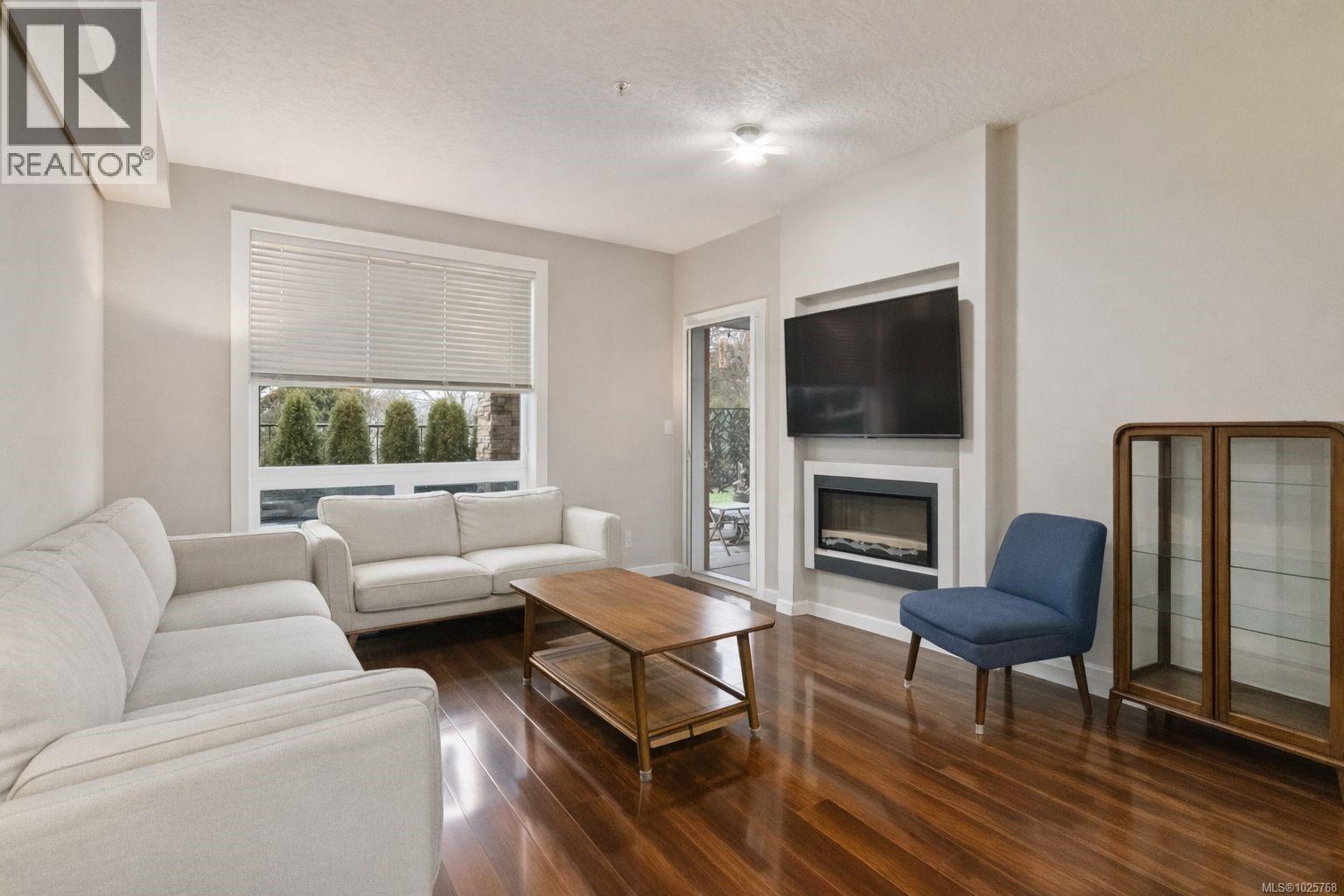 #112 4529 West Saanich Rd - 7