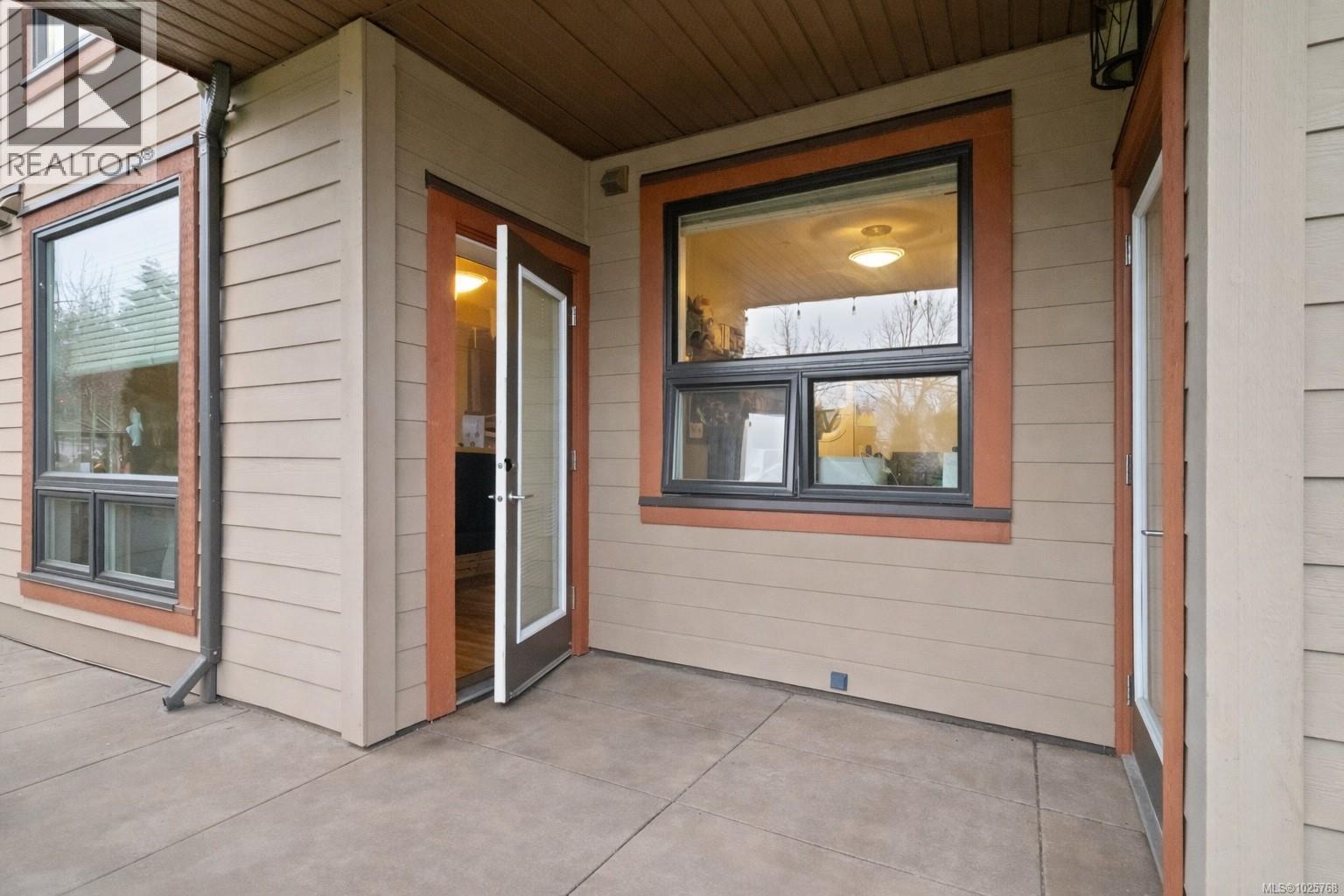 #112 4529 West Saanich Rd - 17