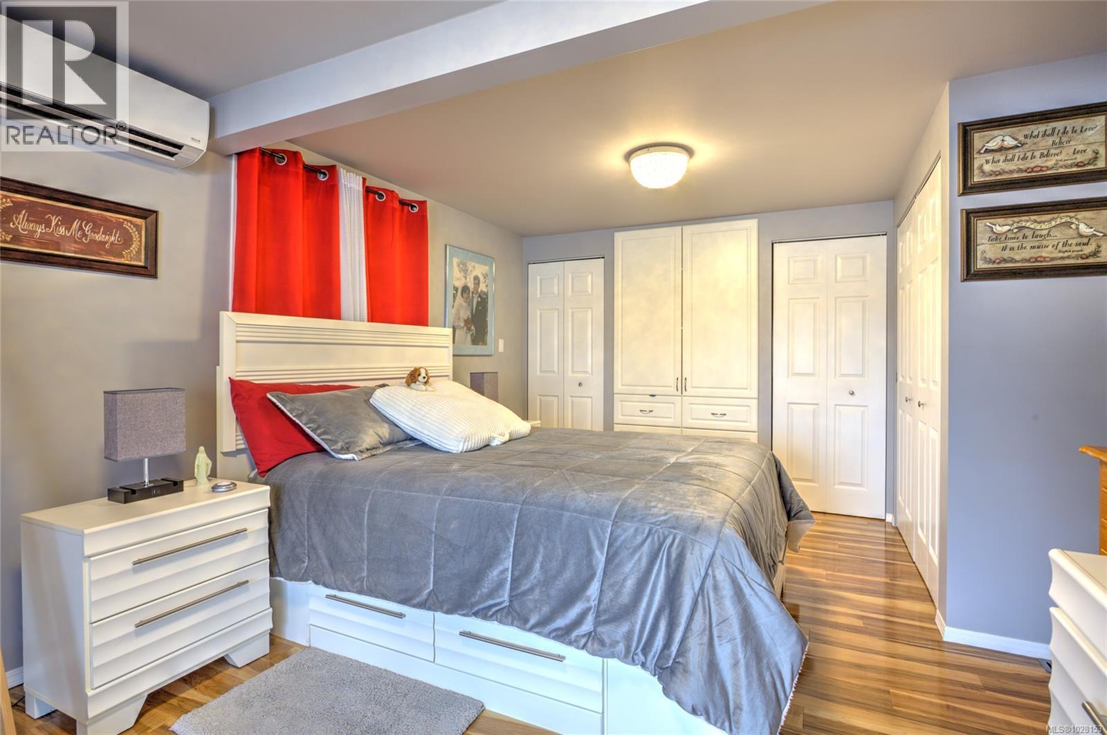 #3 1265 CHERRY POINT RD - 9