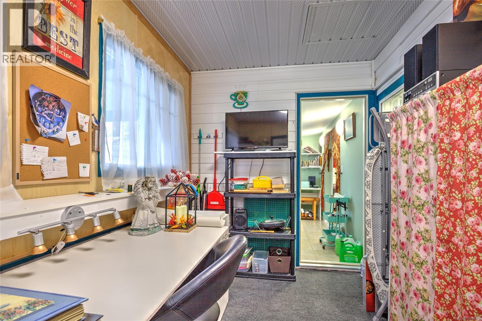 #3 1265 CHERRY POINT RD - 14