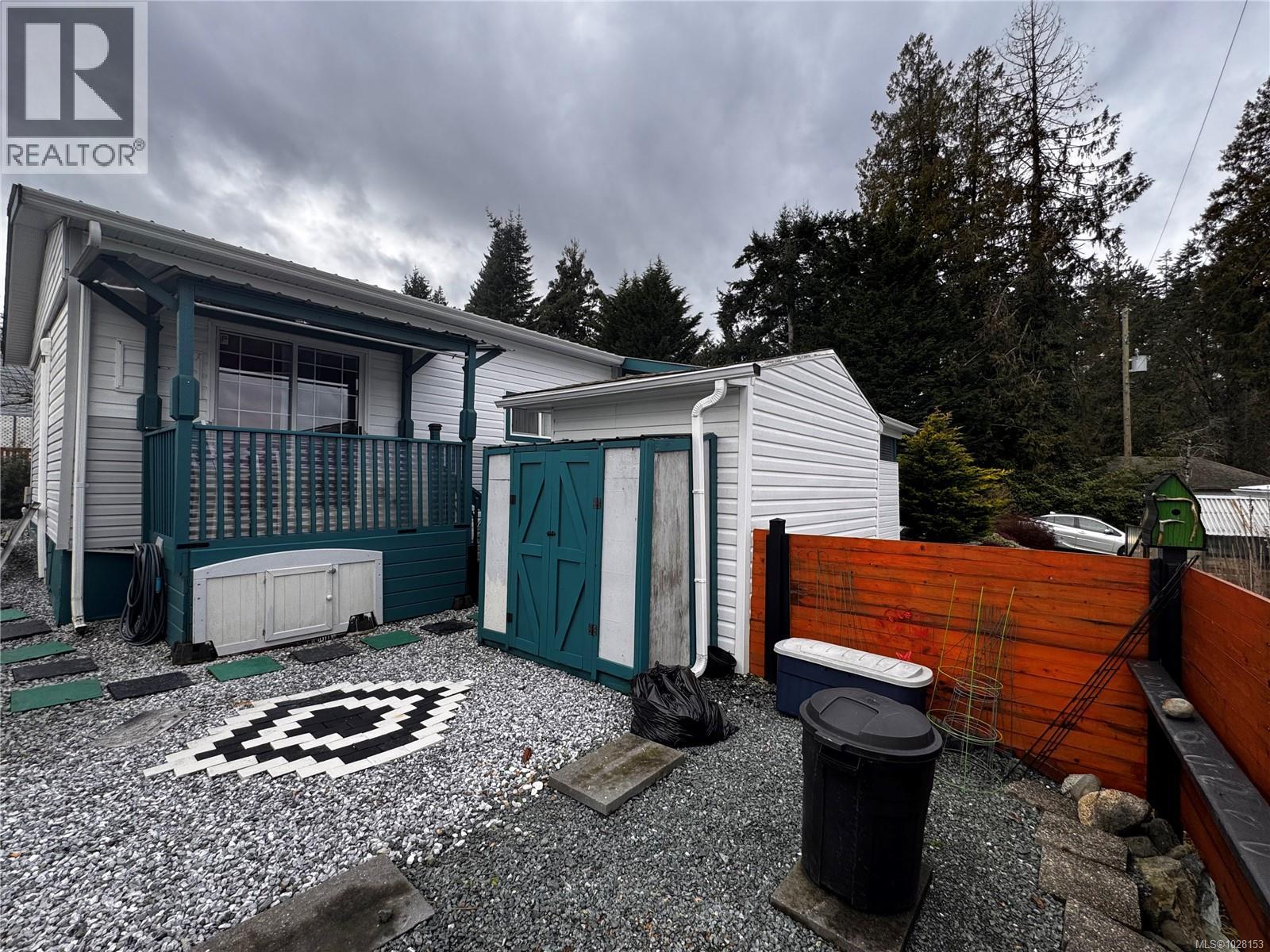 #3 1265 CHERRY POINT RD - 19