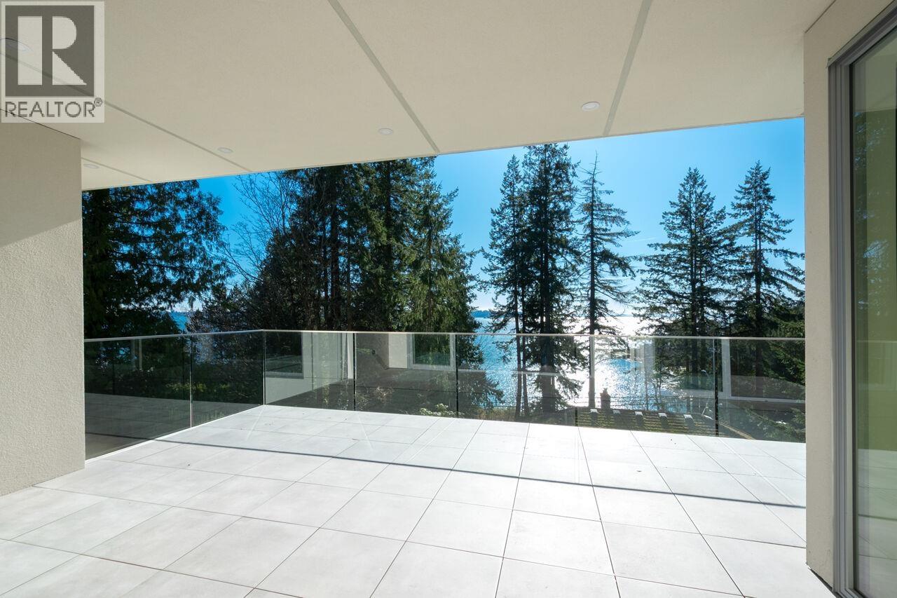4437 PICCADILLY NORTH, West Vancouver