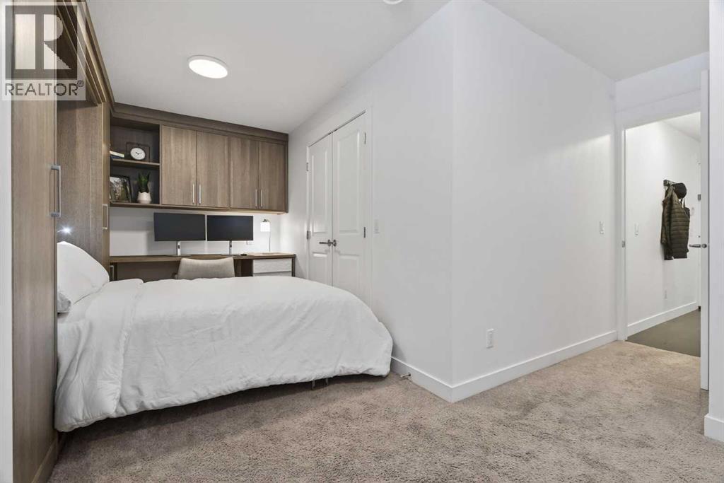 Single Family House for Sale in    Avenue SW Glenbrook Calgary 