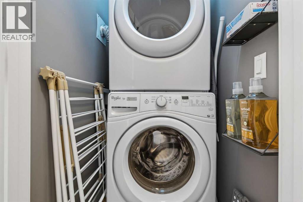 Single Family House for Sale in    Avenue SW Glenbrook Calgary 