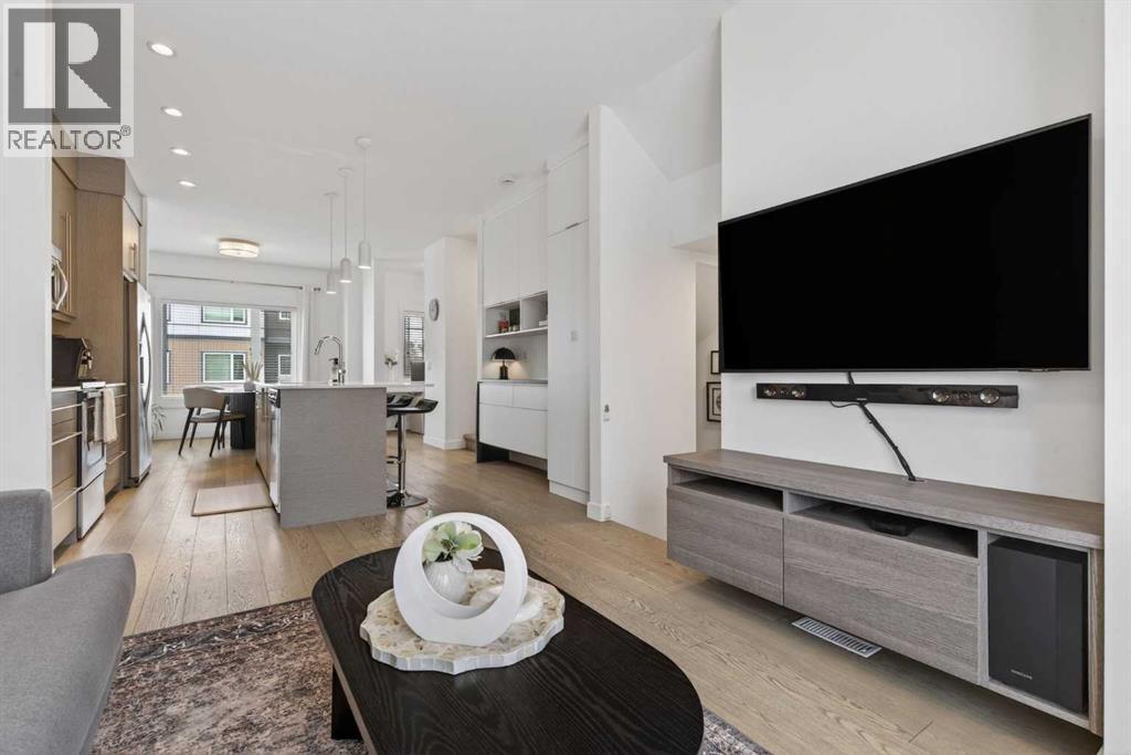 Single Family House for Sale in    Avenue SW Glenbrook Calgary 