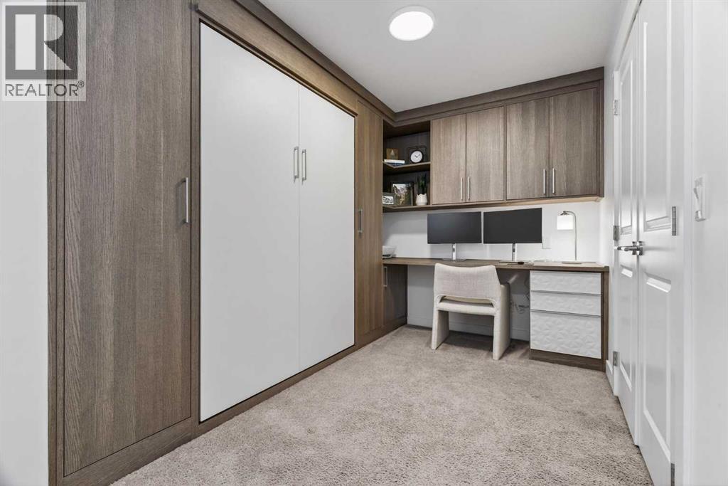 Single Family House for Sale in    Avenue SW Glenbrook Calgary 